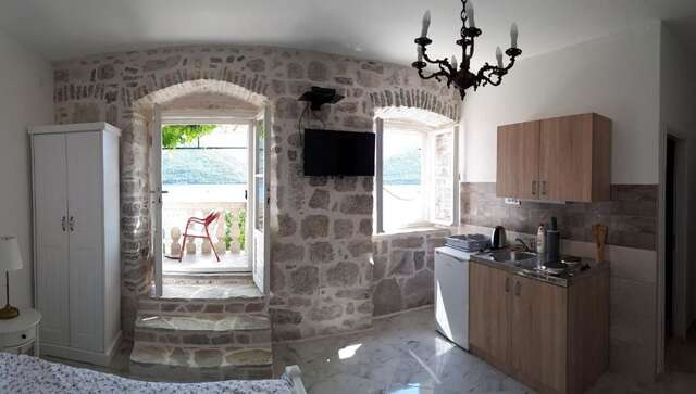 Проживание в семье Guesthouse Žmukić Пераст-24