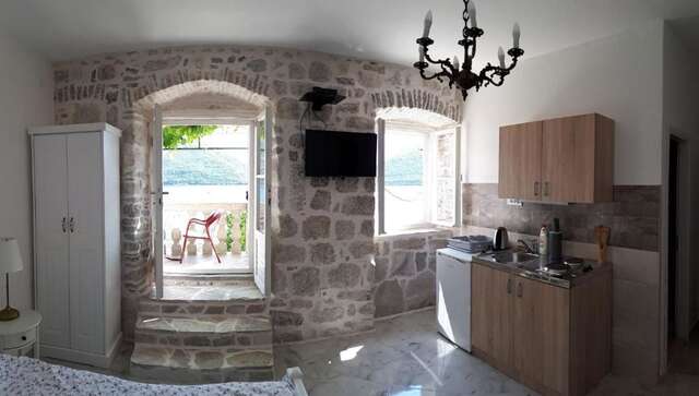 Проживание в семье Guesthouse Žmukić Пераст-30